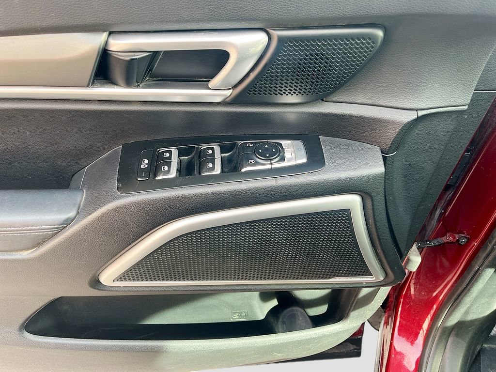 Used 2023 Kia Telluride EX X-Line image 19
