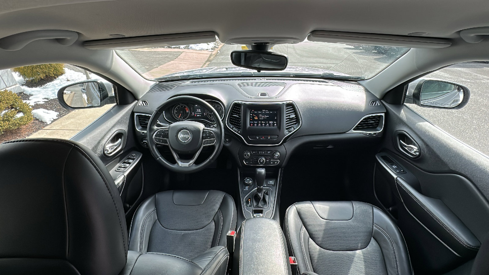 Used 2021 Jeep Cherokee Latitude Lux image 27