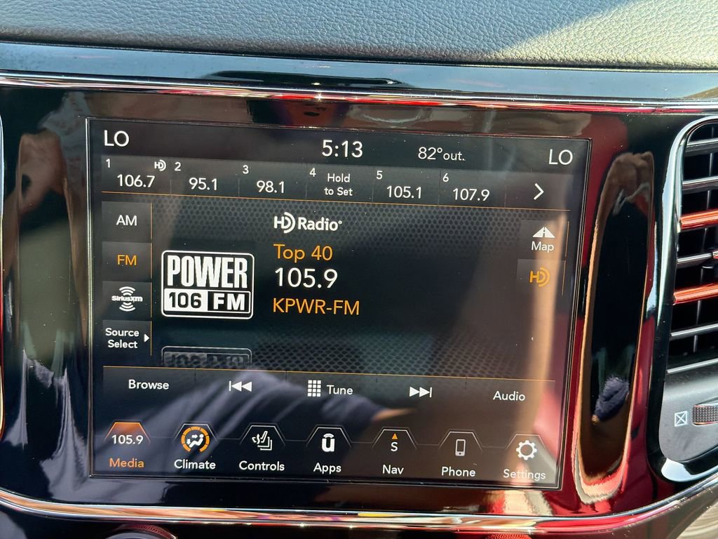 Used 2020 Jeep Grand Cherokee Altitude RWD image 12