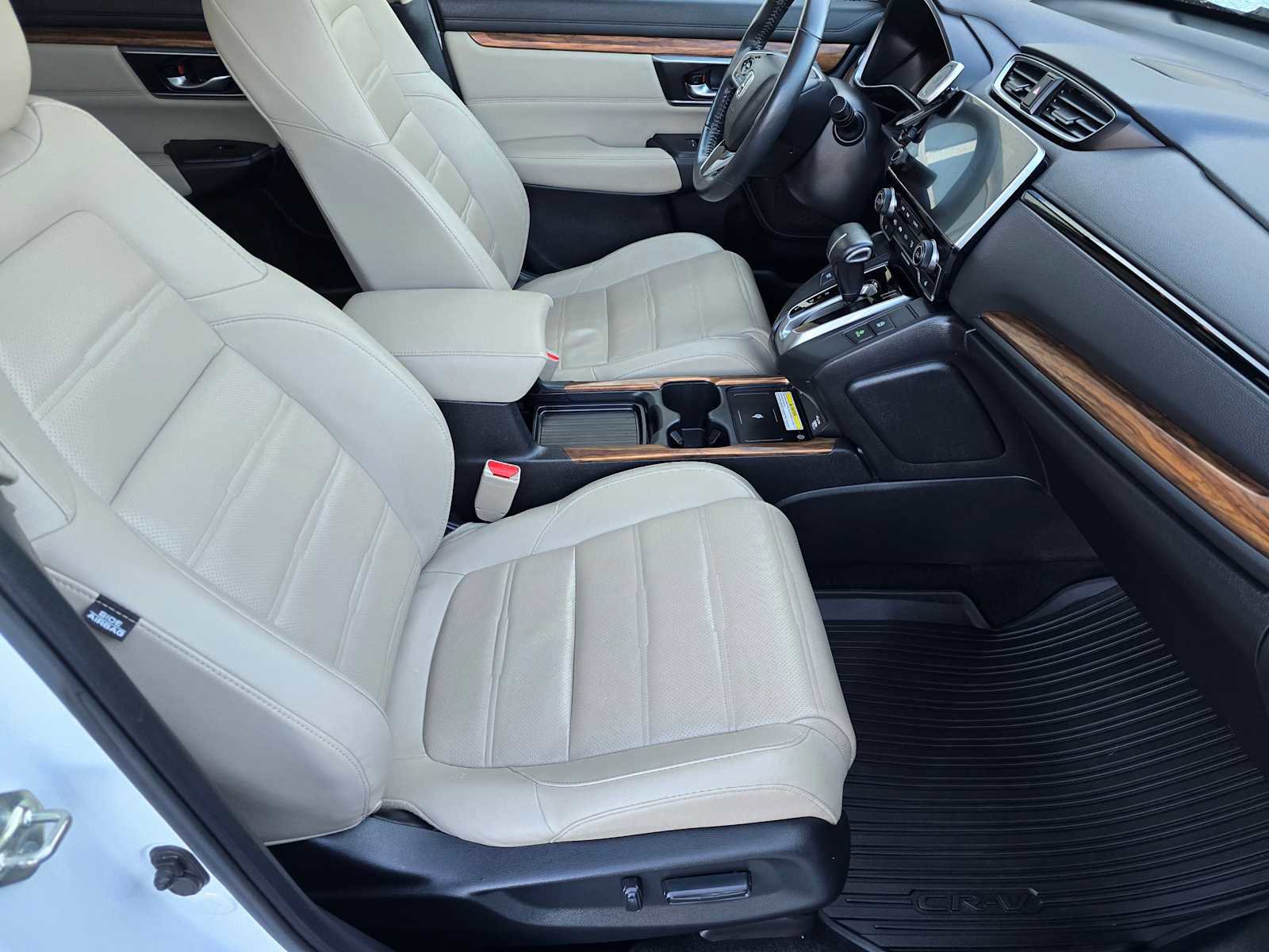 Used 2020 Honda CR-V Touring image 12