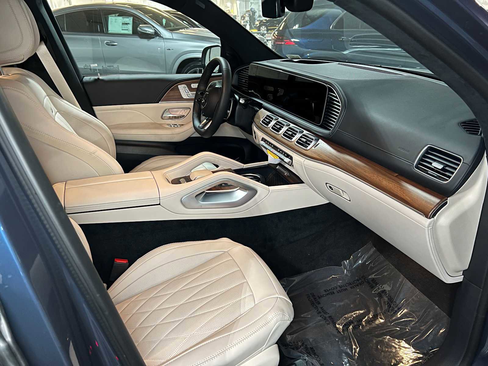 New 2026 Mercedes-Benz GLE 63 AMG S image 12