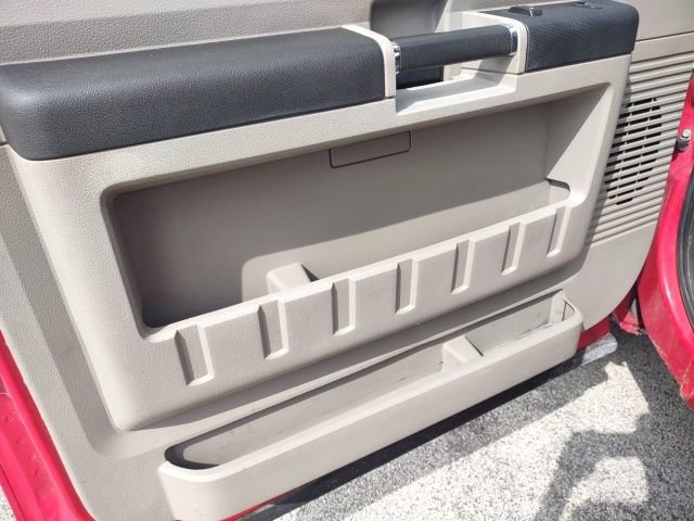 Used 2010 Ford F250 XL image 12