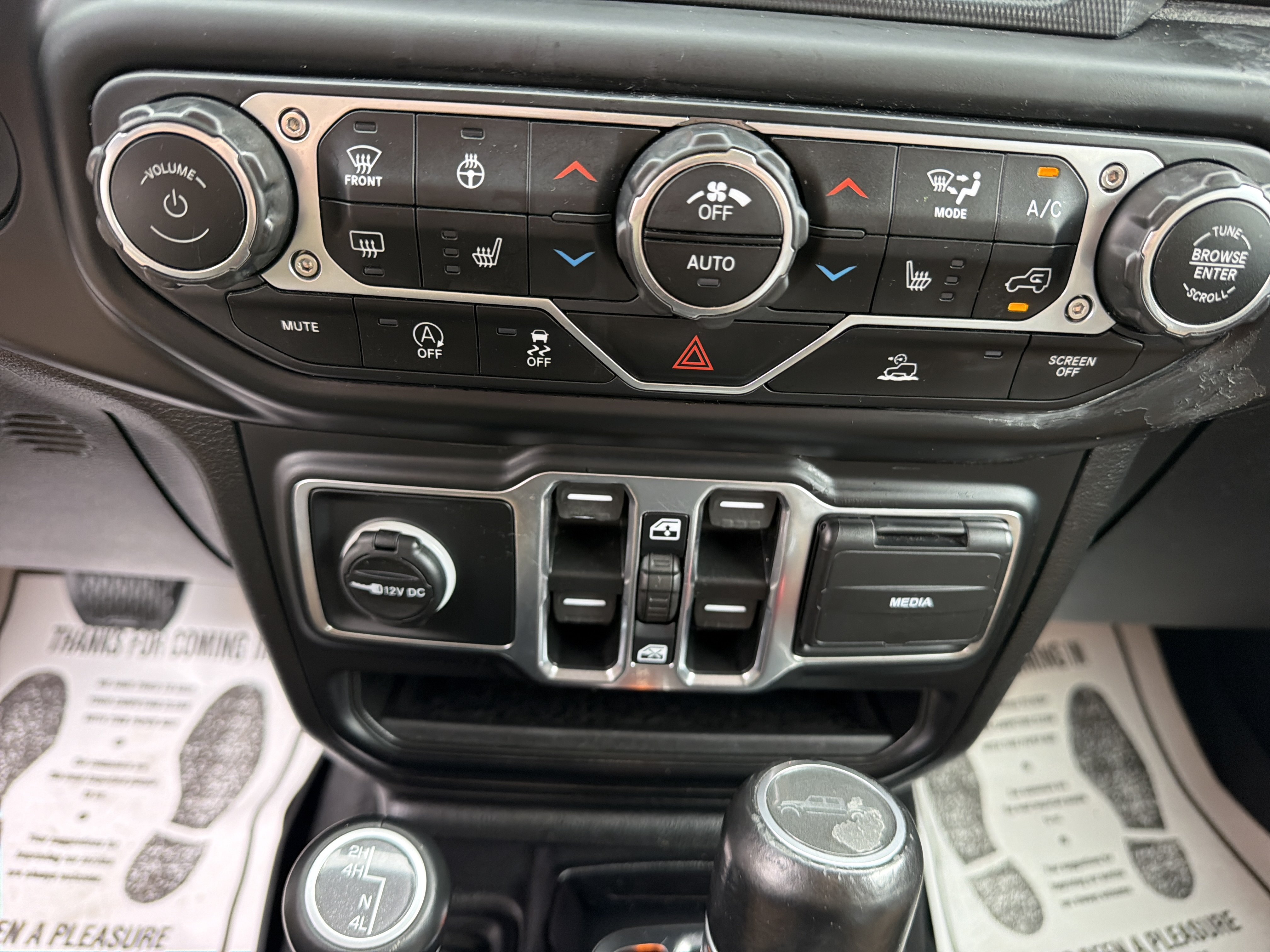 Used 2021 Jeep Gladiator Overland w/ Popular Equipment Package AWD/4WD image 21