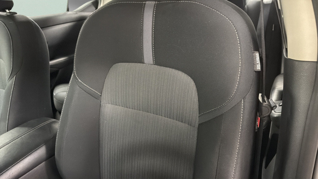 Used 2024 Nissan Sentra SV FWD image 18