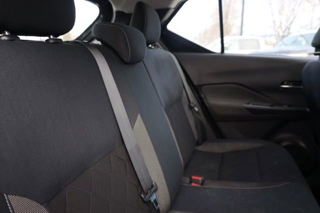 Used 2019 Nissan Kicks SV image 29