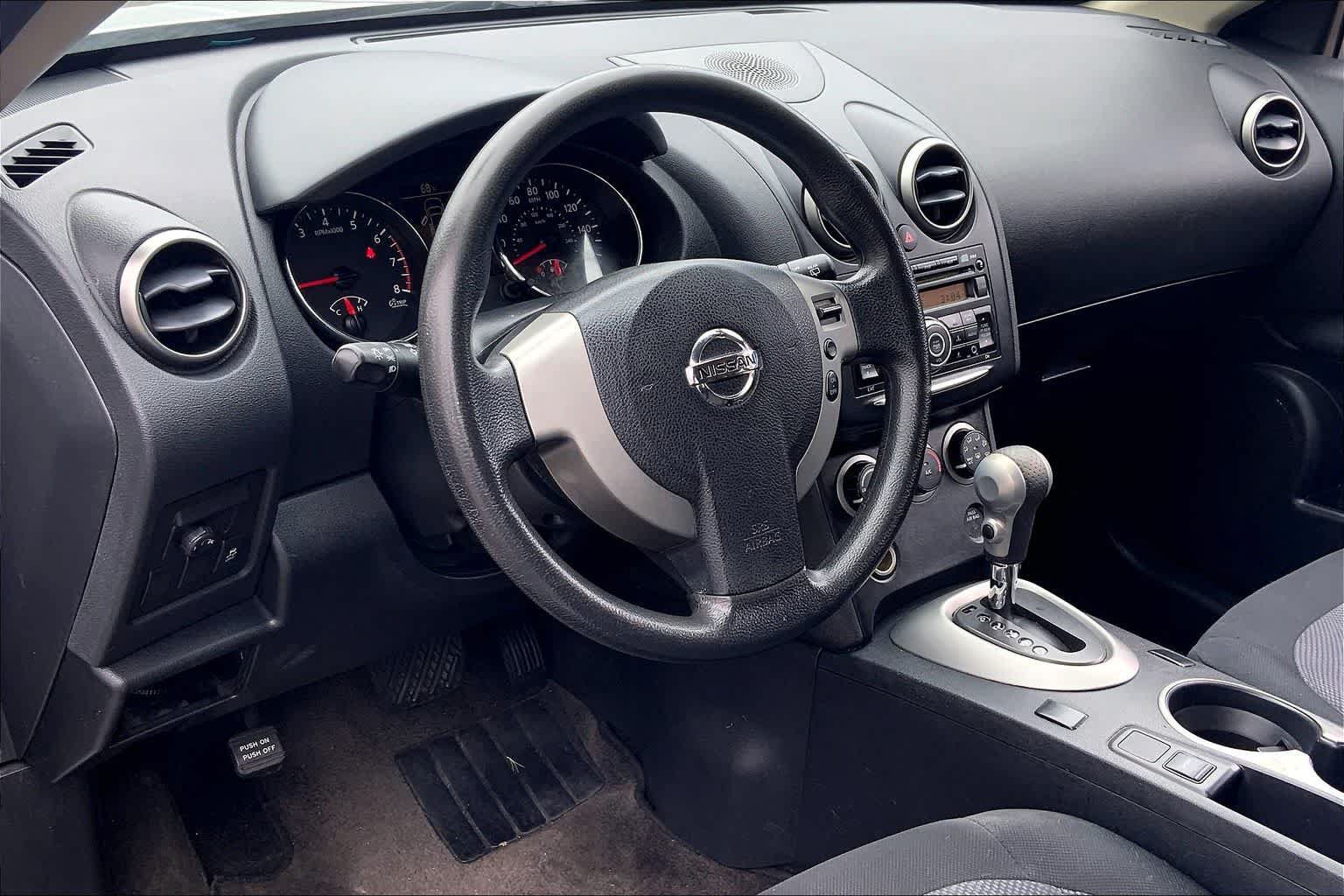 Used 2013 Nissan Rogue S FWD image 17
