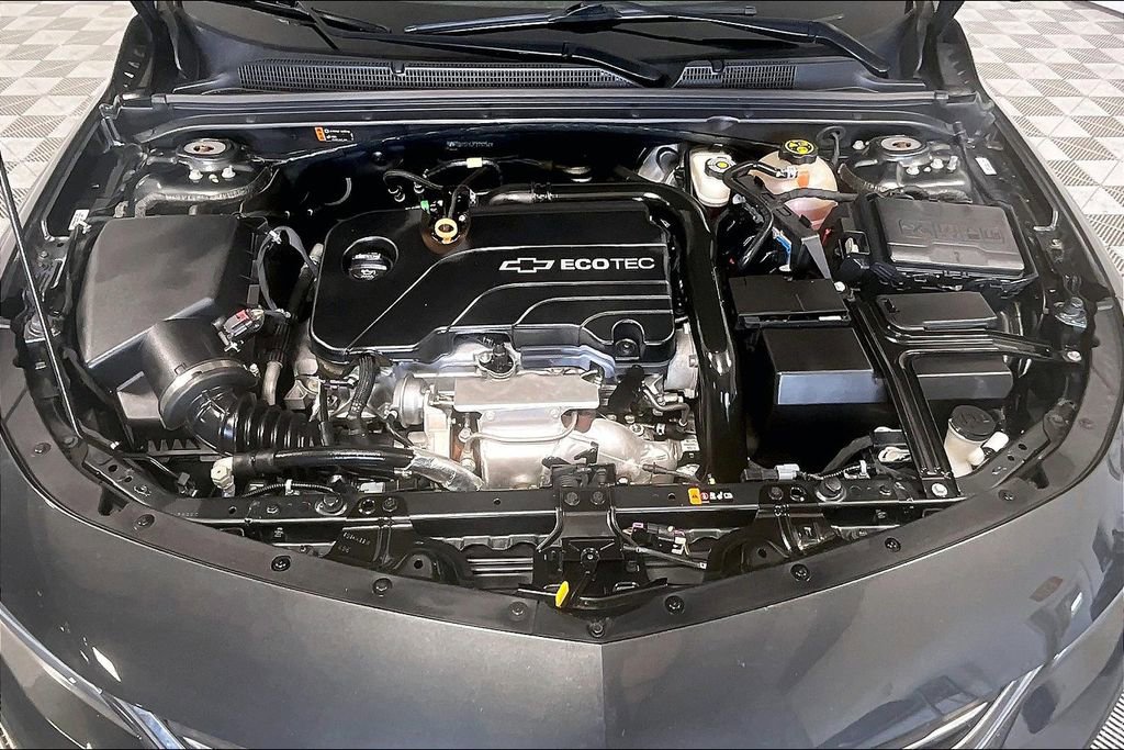 Used 2018 Chevrolet Malibu LS image 9