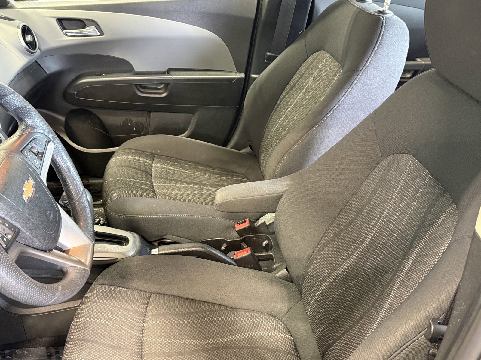 Used 2016 Chevrolet Sonic LT w/ Driver Confidence Package FWD image 18