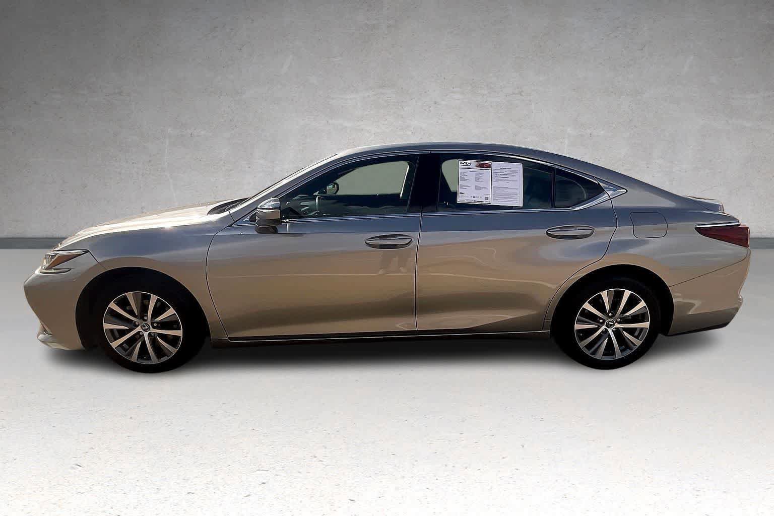 Used 2020 Lexus ES 350 w/ Accessory Package 2 image 3