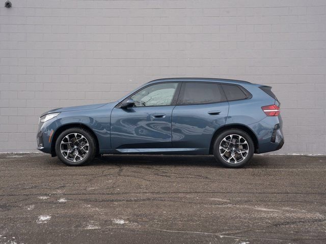 Used 2025 BMW X3 xDrive30i w/ M Sport Package image 2