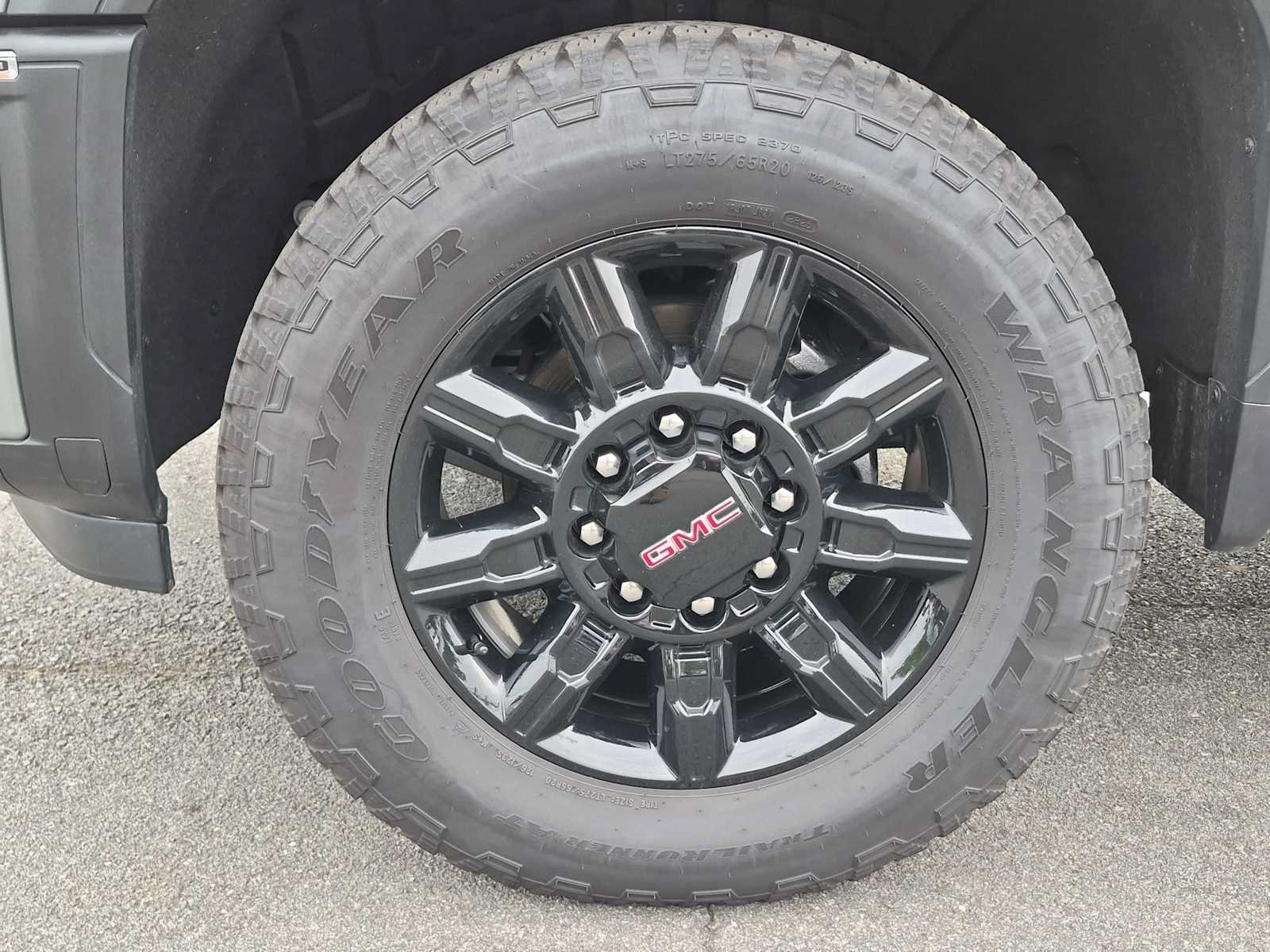 Used 2026 GMC Sierra 2500 AT4 w/ AT4 Premium Plus Package AWD/4WD image 14