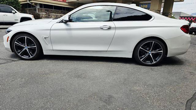 Used 2019 BMW 430i Coupe w/ Executive Package RWD image 8