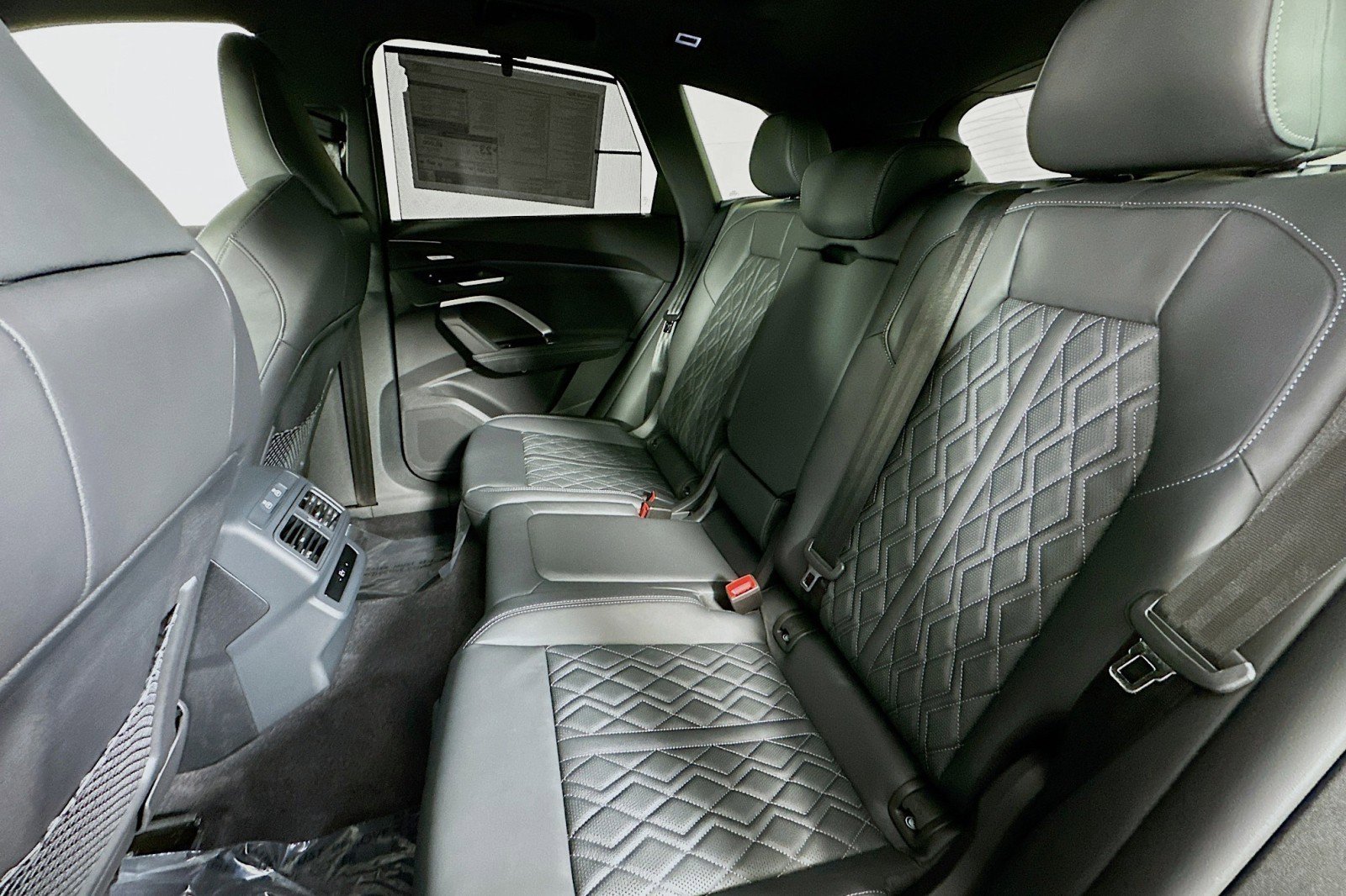 New 2026 Audi SQ5 Premium Plus image 9