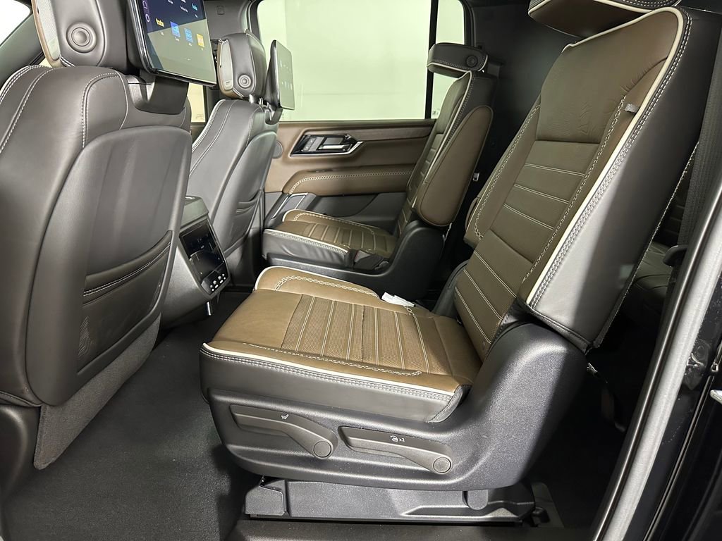 Used 2025 GMC Yukon XL Denali Ultimate image 28