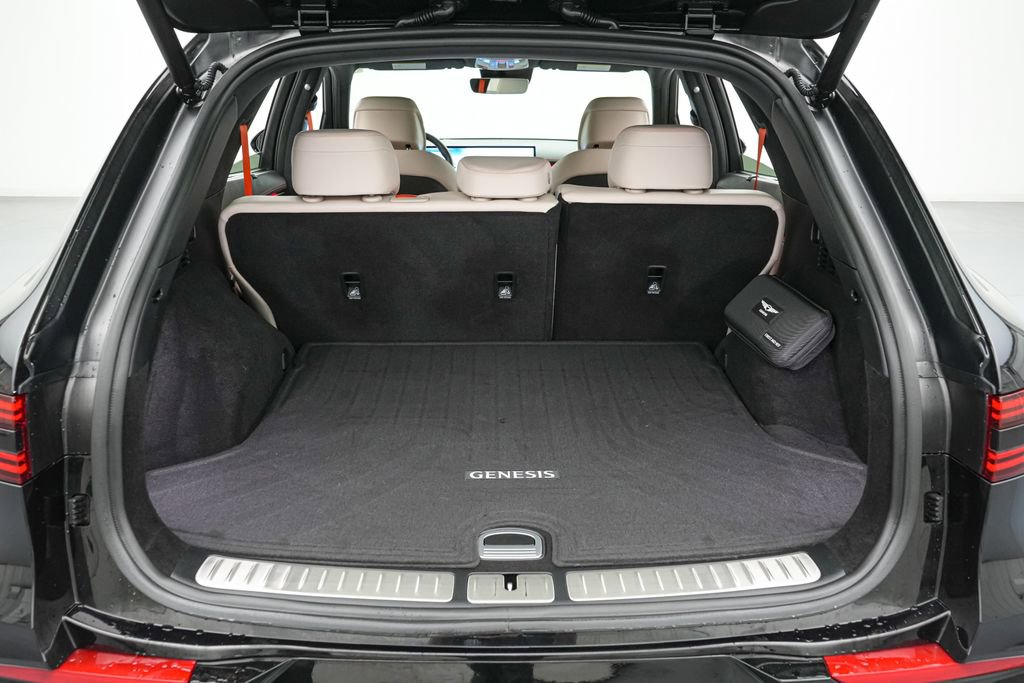 Used 2026 Genesis GV70 3.5T Sport Prestige image 31