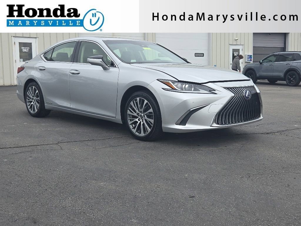 Used 2019 Lexus ES 300h w/ Premium Package