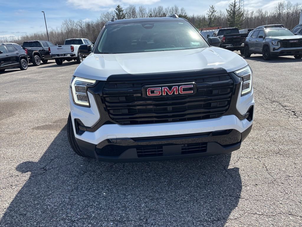 Used 2026 GMC Terrain Elevation w/ Elevation Premium Package image 10