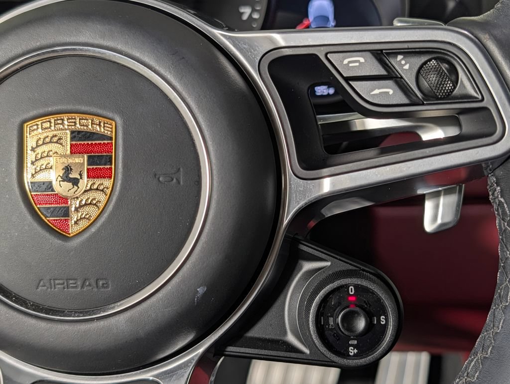 Certified 2024 Porsche 718 Boxster RWD image 36