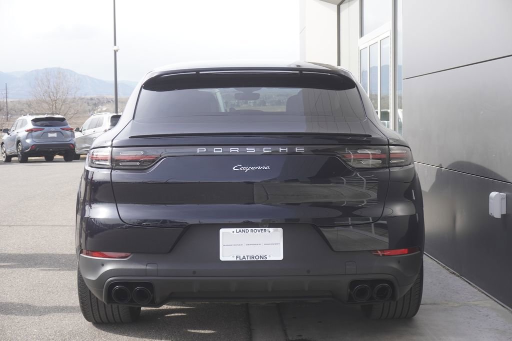 Used 2022 Porsche Cayenne Coupe image 6