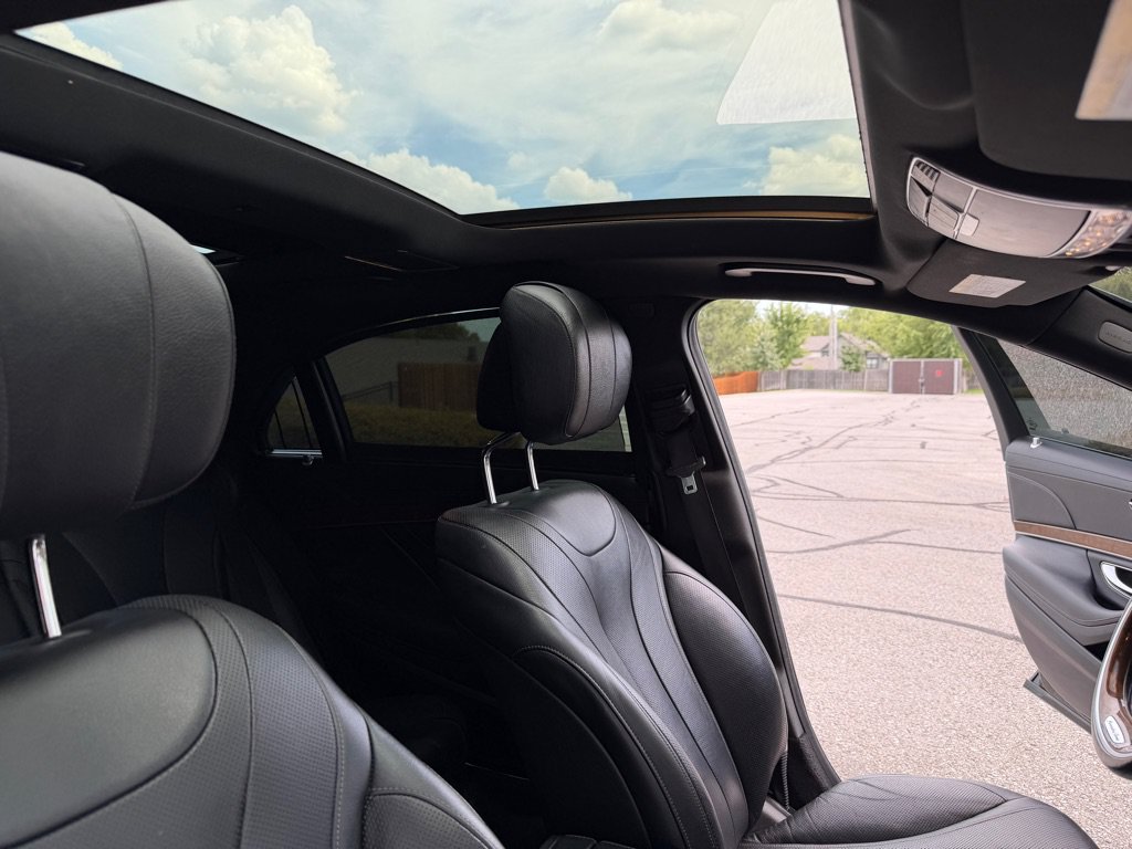 Used 2015 Mercedes-Benz S 550 Sedan image 31