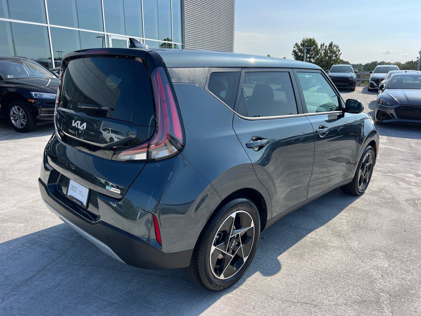 Used 2025 Kia Soul EX FWD image 5