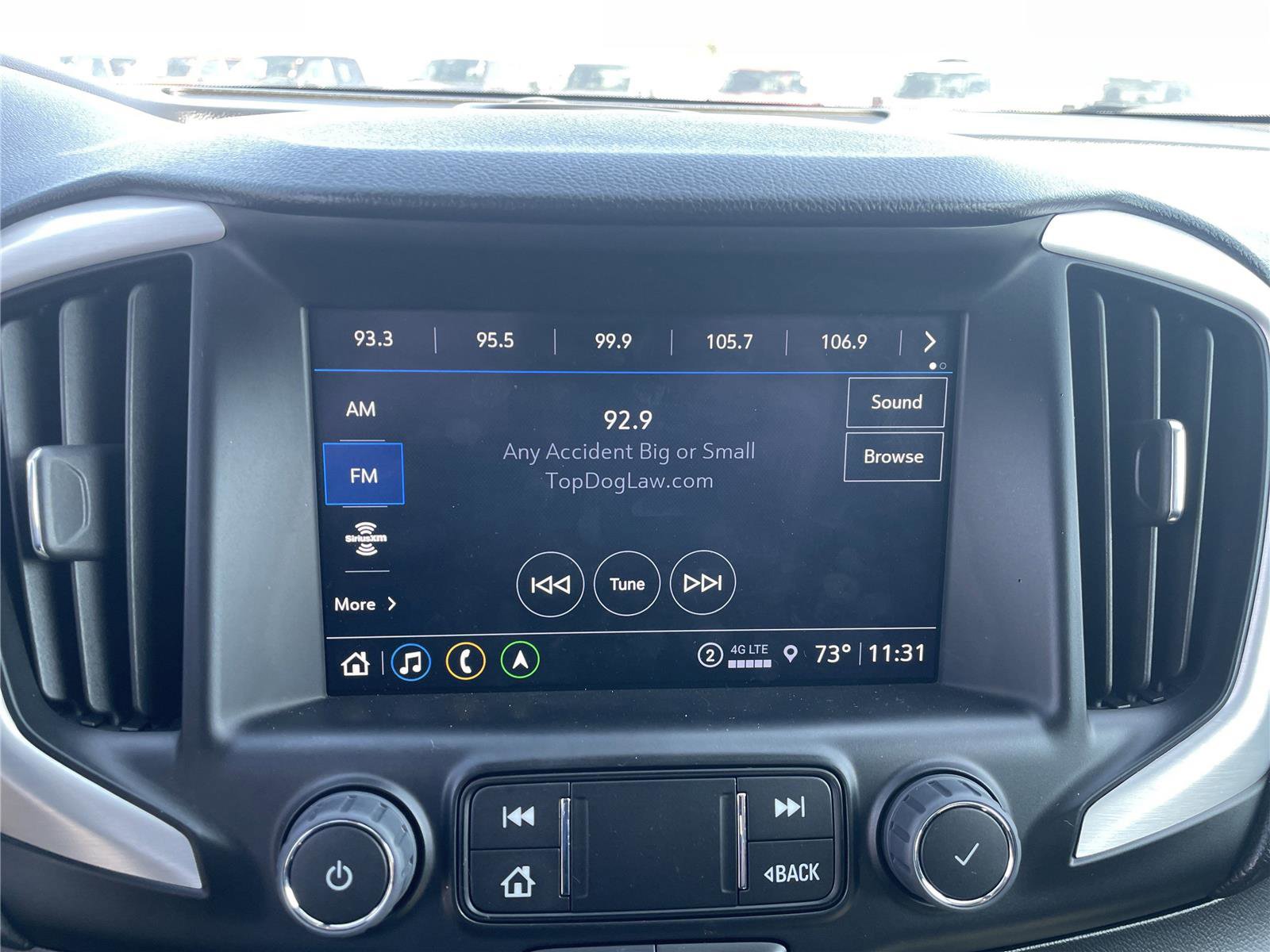 Used 2022 GMC Terrain SLT w/ Infotainment Package II AWD/4WD image 21