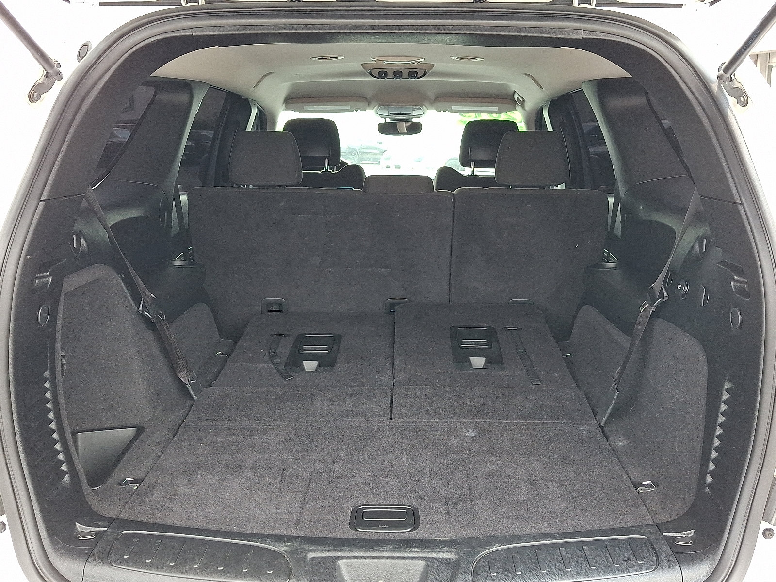 Used 2019 Dodge Durango SXT w/ 3rd Row Seating Group AWD/4WD image 29