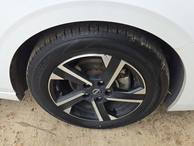 Used 2024 Nissan Sentra SV image 17