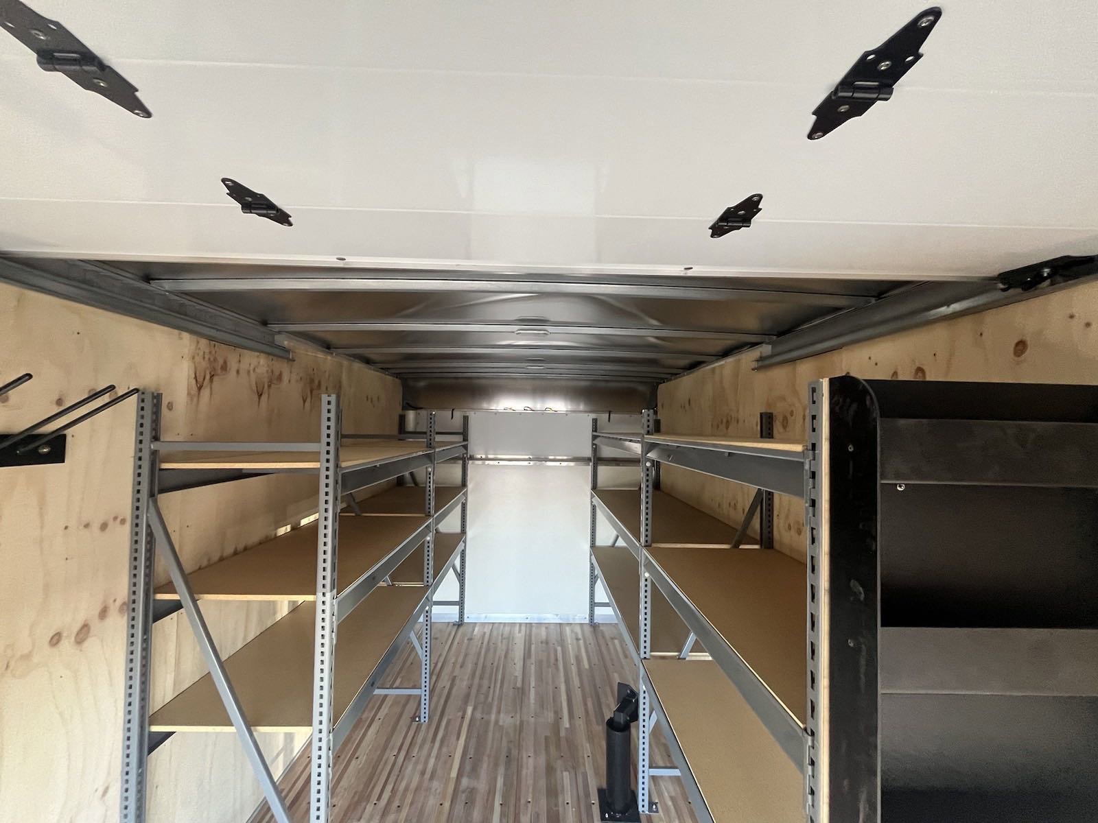 New 2024 Ford E-450 and Econoline 450 Super Duty w/ Power Windows & Locks Group image 14