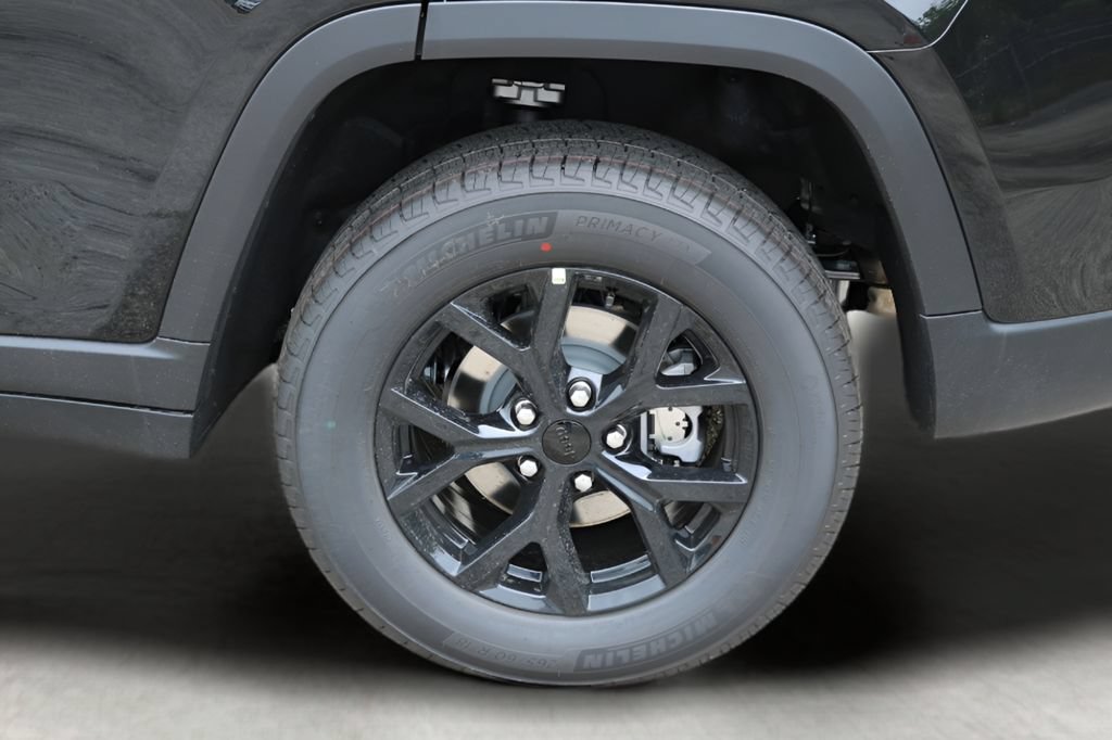 New 2026 Jeep Grand Cherokee Altitude AWD/4WD image 9