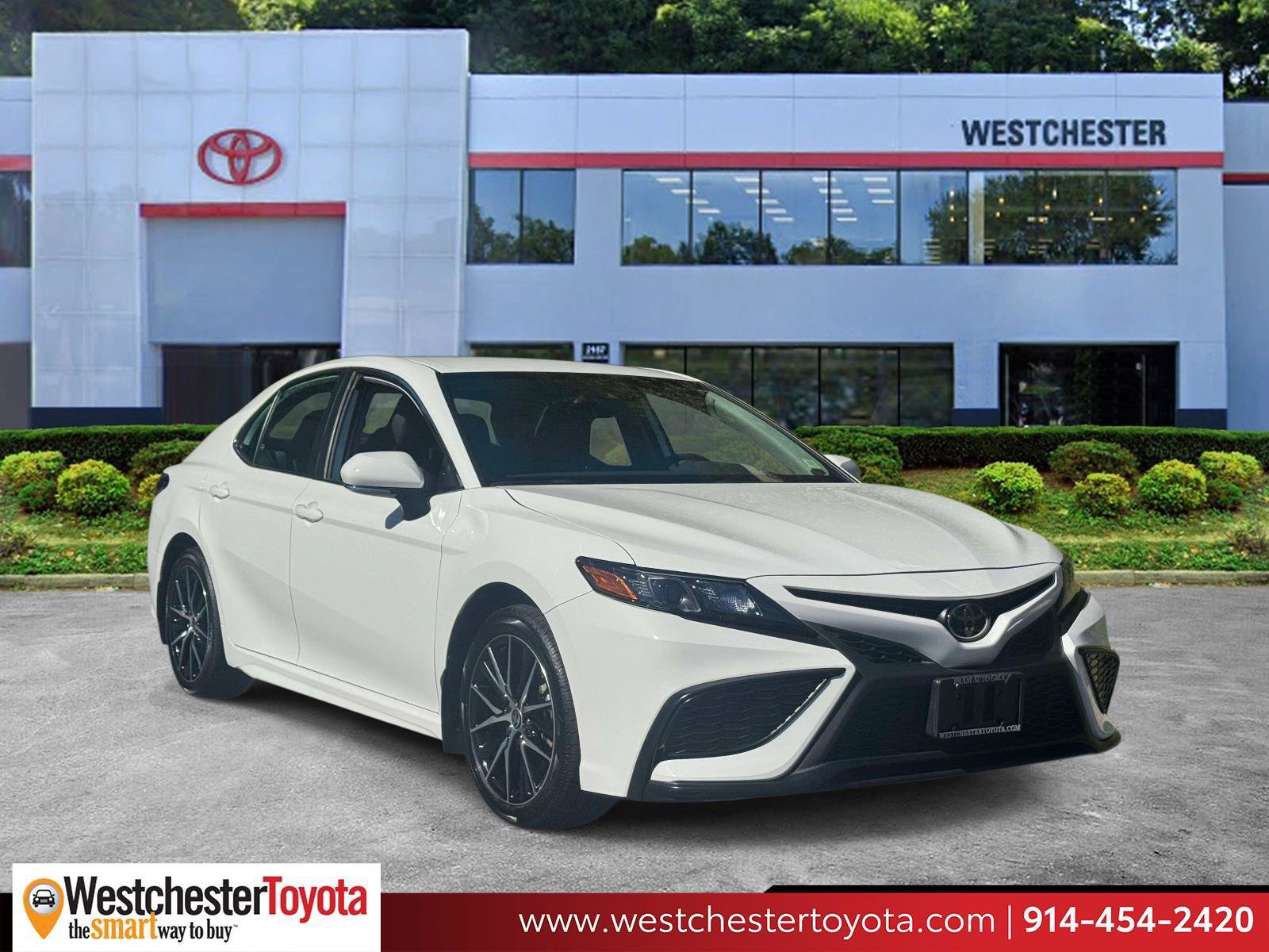 Certified 2024 Toyota Camry SE w/ Cold Weather Package AWD/4WD image 1
