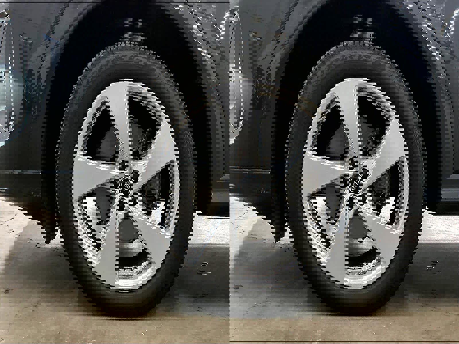 Used 2025 Audi Q5 Premium Plus w/ Premium Plus image 12