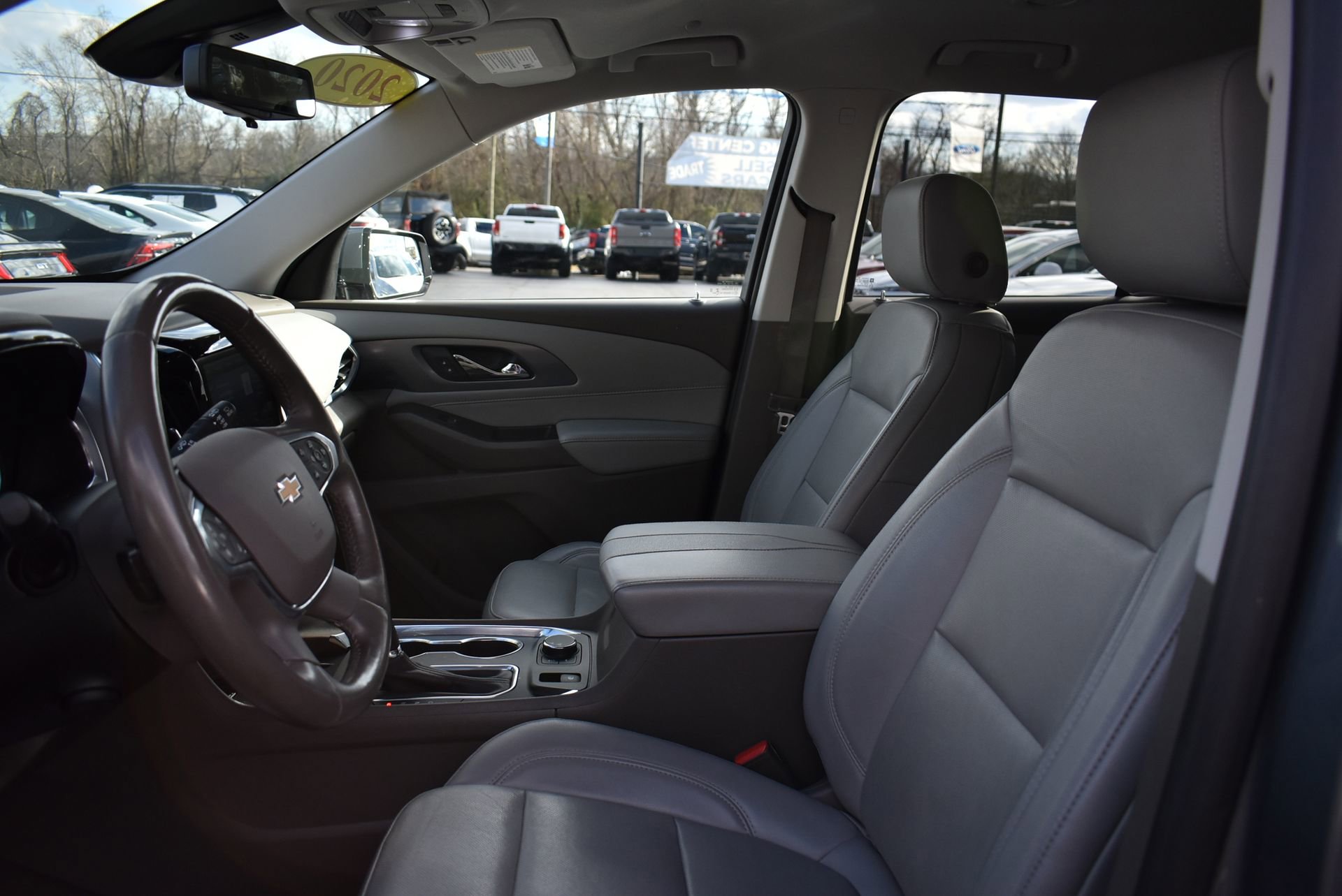 Used 2020 Chevrolet Traverse Premier image 17