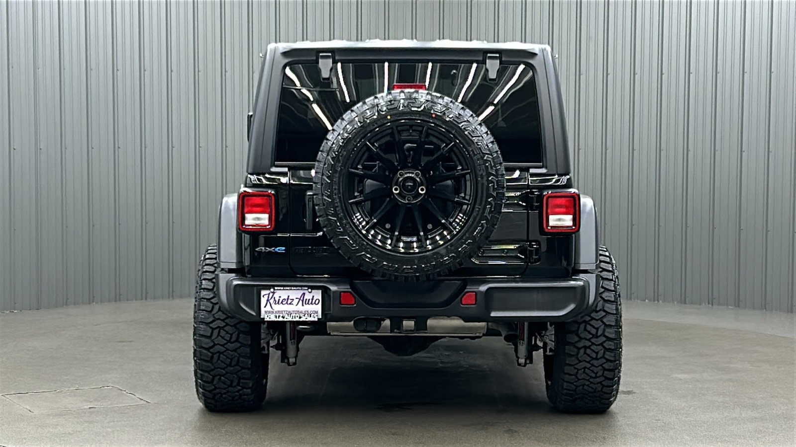 Used 2025 Jeep Wrangler Willys 4xe image 4