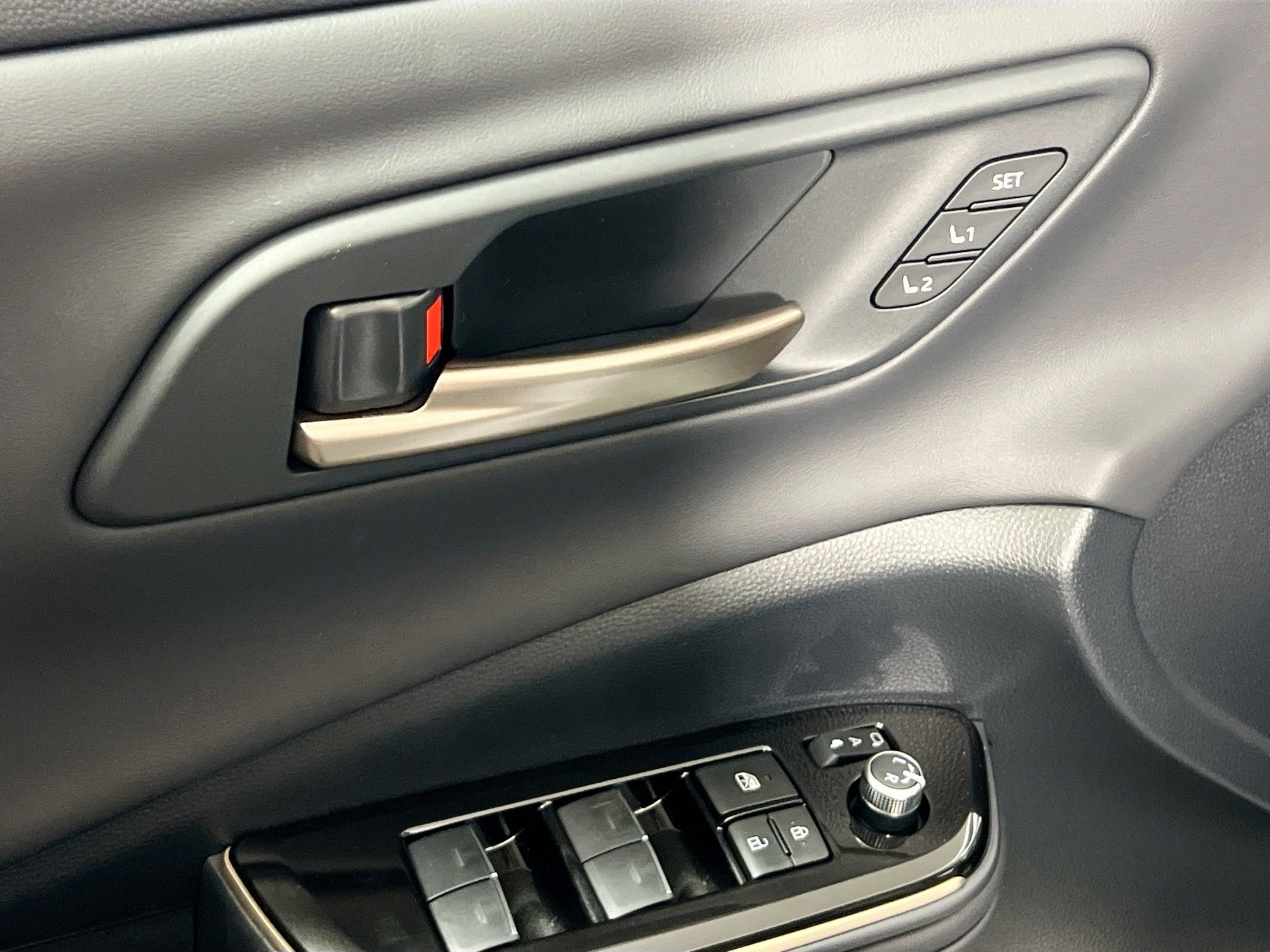 New 2026 Toyota Crown Signia image 16