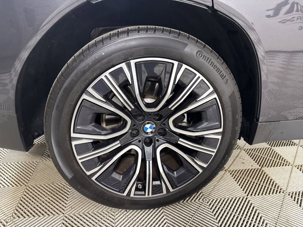 Used 2025 BMW X3 xDrive30i w/ Premium Package AWD/4WD image 28