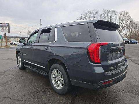 Used 2021 GMC Yukon SLT w/ SLT Premium Package image 4