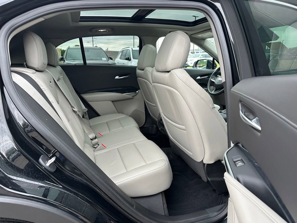 Used 2023 Cadillac XT4 Premium Luxury w/ Enhanced Visibility Package AWD/4WD image 19