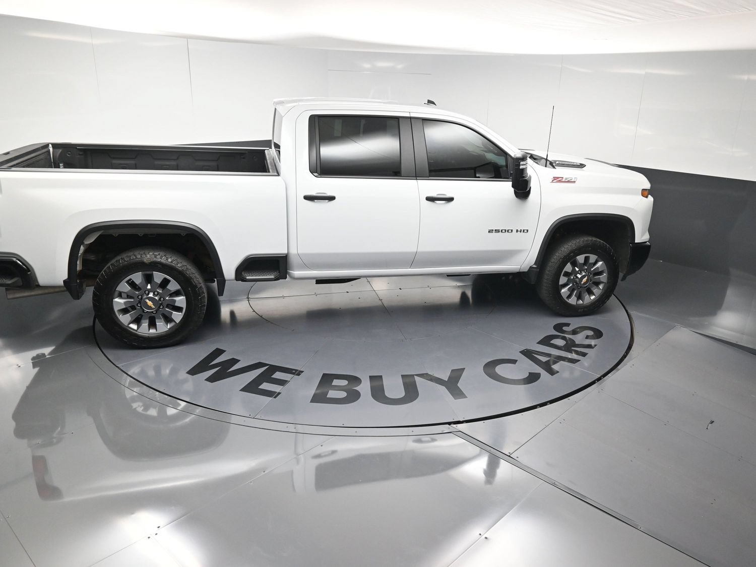 Used 2024 Chevrolet Silverado 2500 Custom w/ Custom Value Package AWD/4WD image 34
