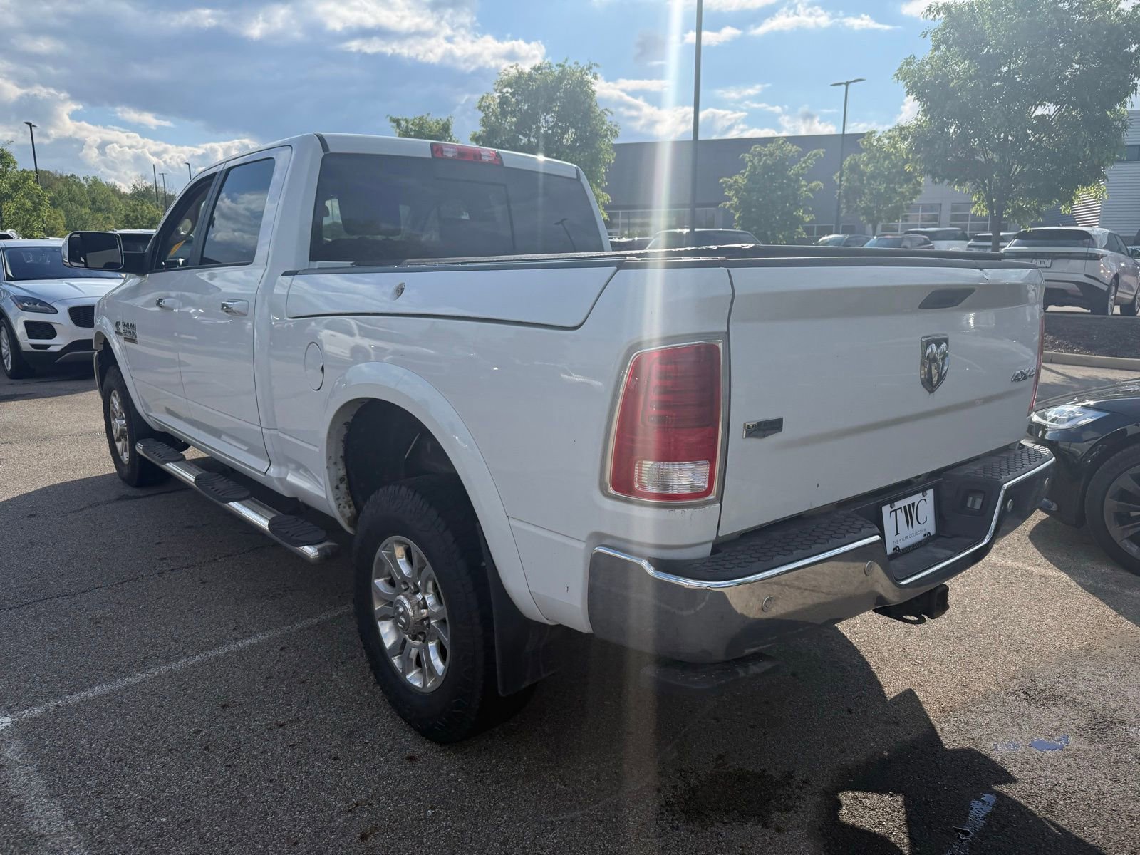 Used 2018 RAM 2500 Laramie w/ Snow Chief Group AWD/4WD image 7