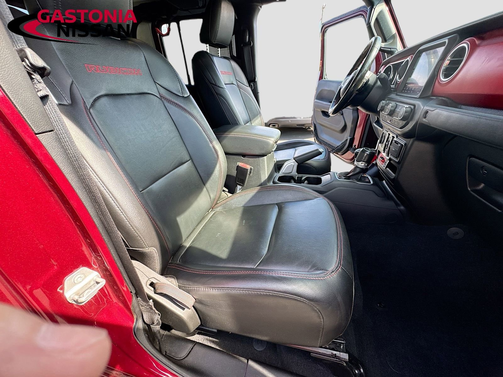 Used 2021 Jeep Gladiator Rubicon AWD/4WD image 38