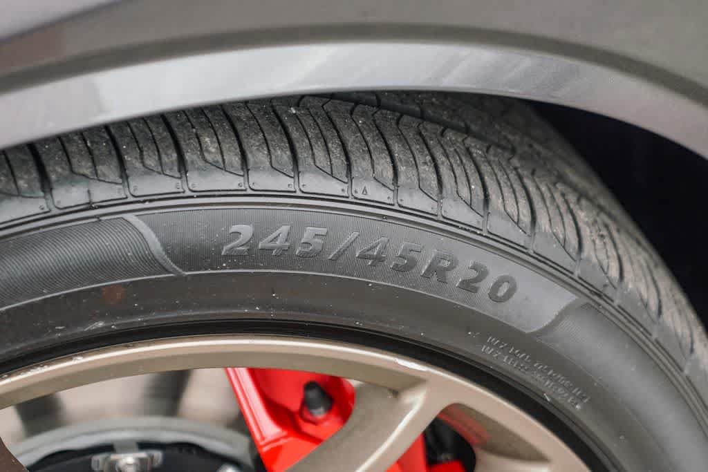 Used 2020 Dodge Challenger SRT Hellcat RWD image 10