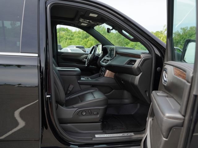 Used 2021 Chevrolet Tahoe High Country w/ Premium Package AWD/4WD image 21