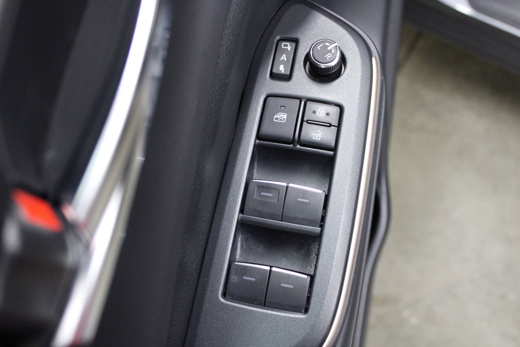 Used 2023 Toyota Crown AWD/4WD image 41