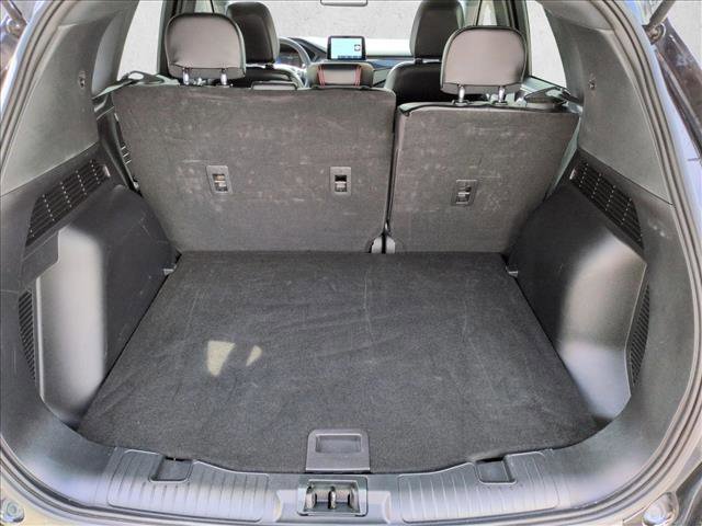 Used 2025 Ford Escape ST-Line image 6