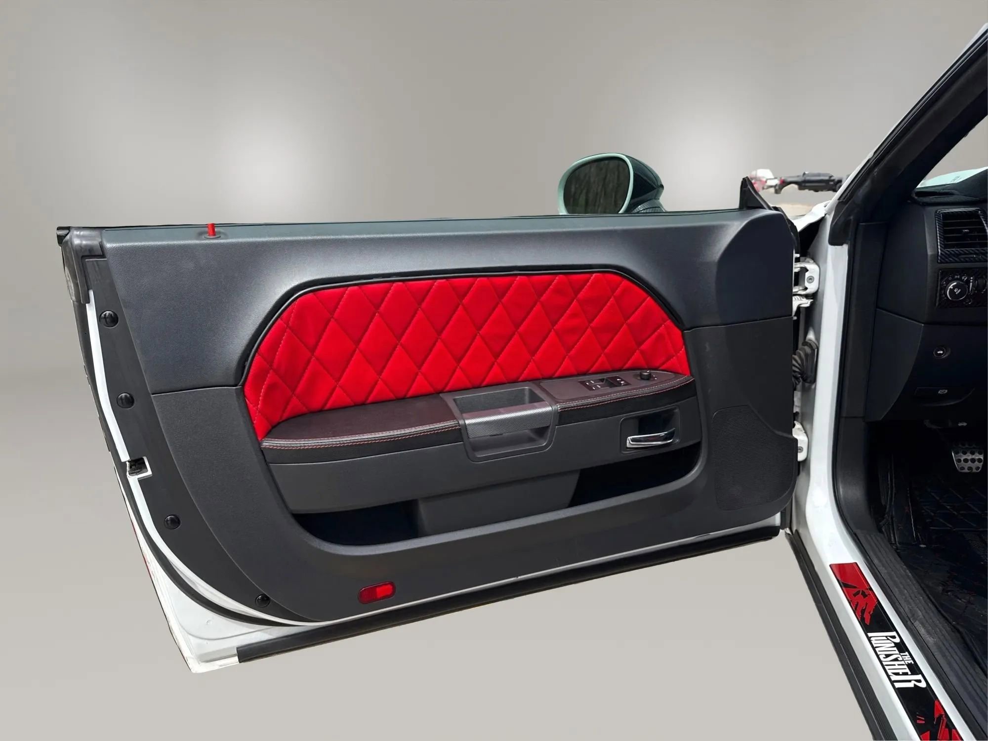 Used 2013 Dodge Challenger R/T Plus image 21