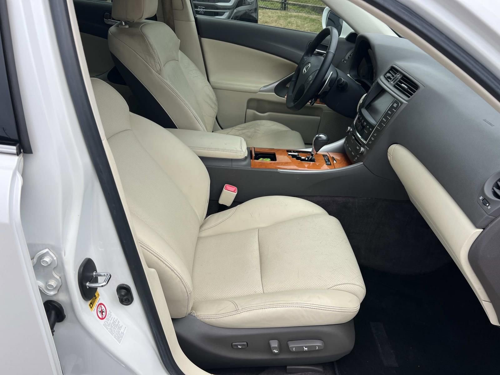 Used 2009 Lexus IS 250 image 13