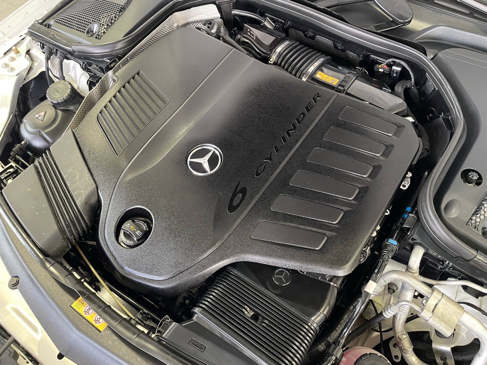 Used 2023 Mercedes-Benz E 450 Coupe w/ AMG Line image 35