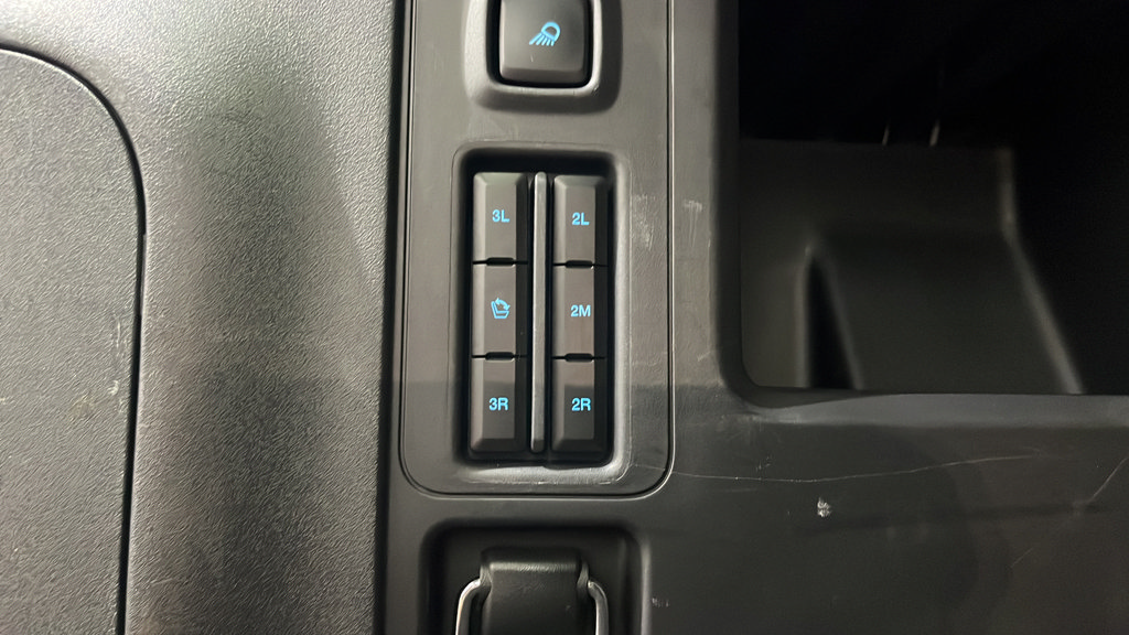 Used 2025 Ford Expedition Max Active AWD/4WD image 30