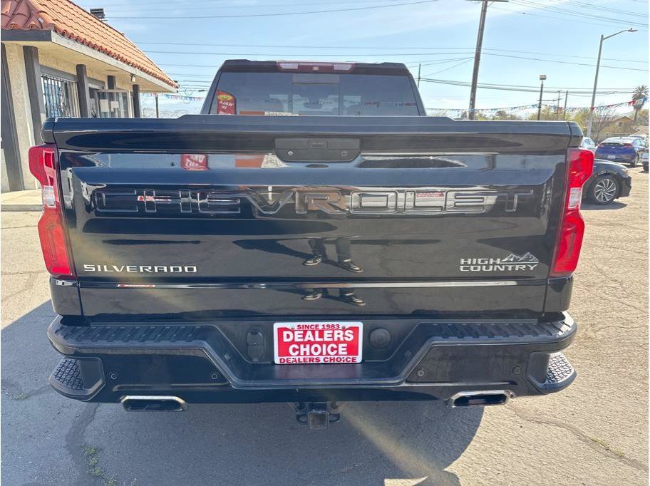 Used 2019 Chevrolet Silverado 1500 High Country w/ Technology Package AWD/4WD image 13